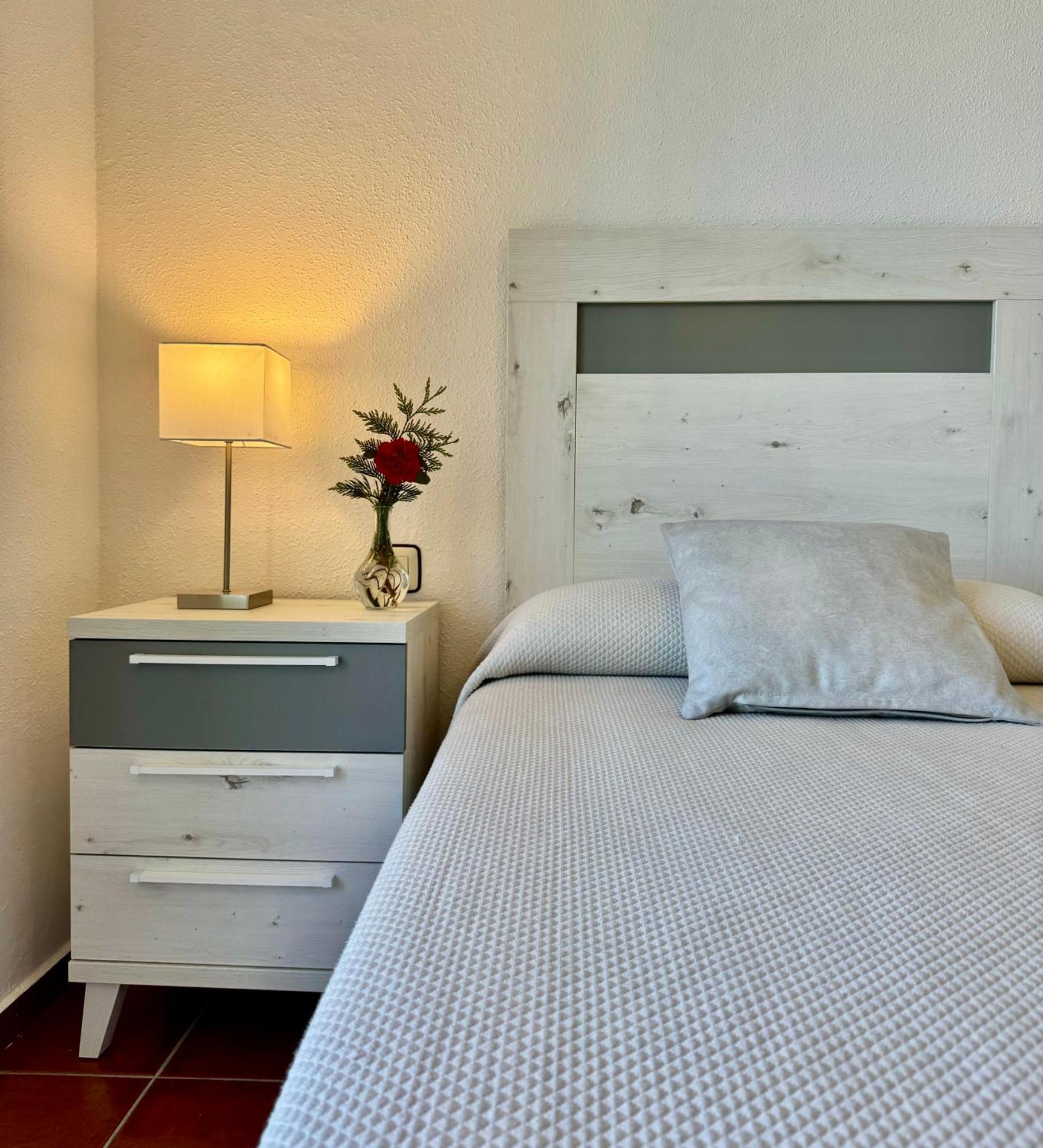 Apartamentos Santa Marina يانس المظهر الخارجي الصورة