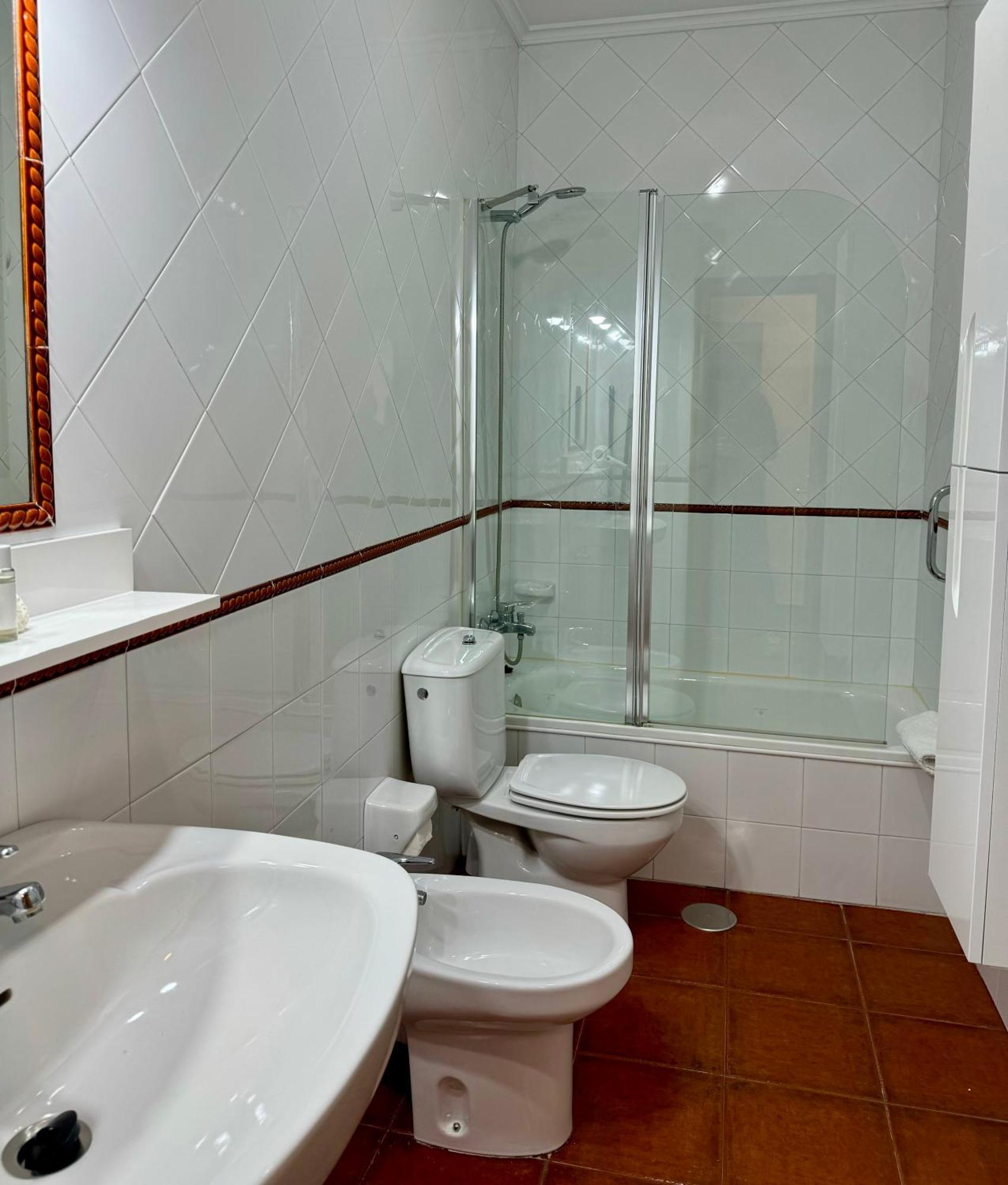 Apartamentos Santa Marina يانس المظهر الخارجي الصورة